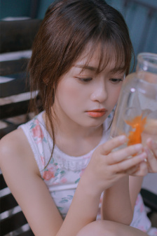 肚脐韩国电影